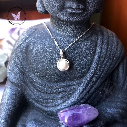 Pearl Silver Wire Wrapped Pendant